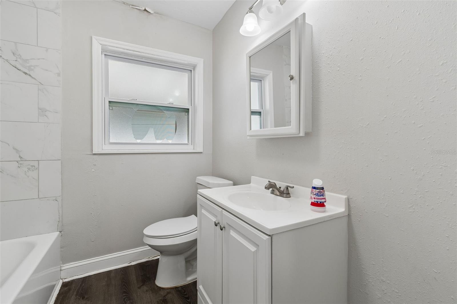 SENOURS J F RESUB - Residential