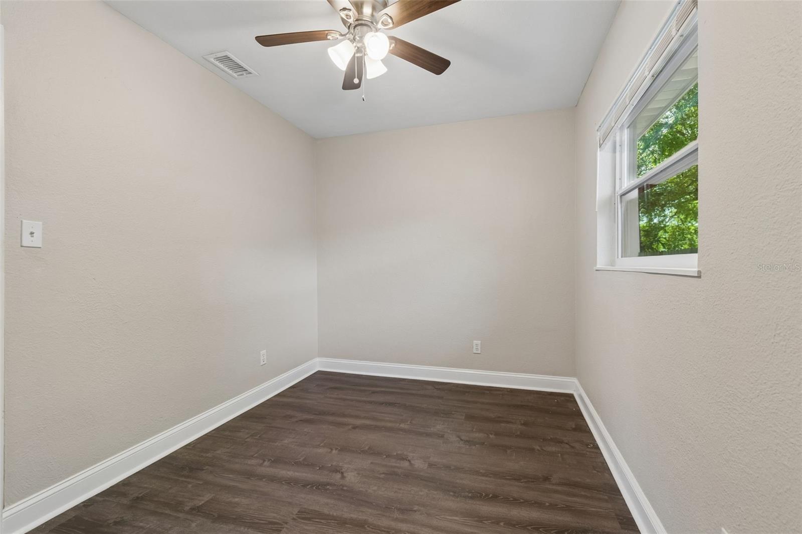 SENOURS J F RESUB - Residential