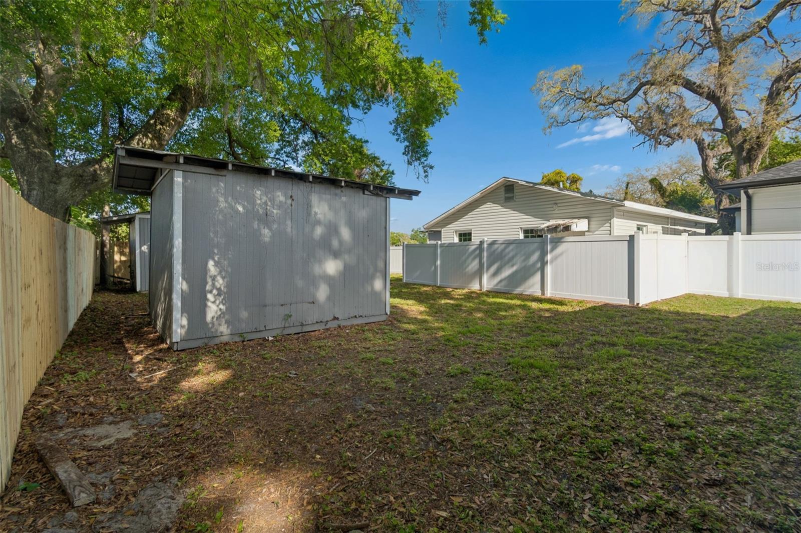 SENOURS J F RESUB - Residential