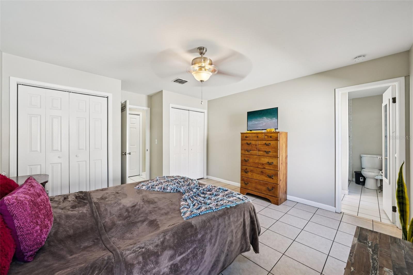 FLORAL GARDENS UNIT 4 - Residential