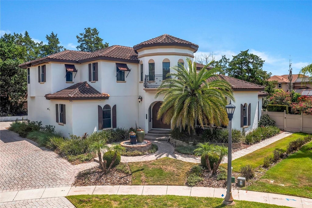 Photo of 2138 Talman Court, Winter Park, FL 32792 (MLS # O6428377)