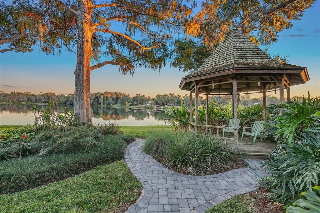 ROSE ISLE SEC 01 - Residential