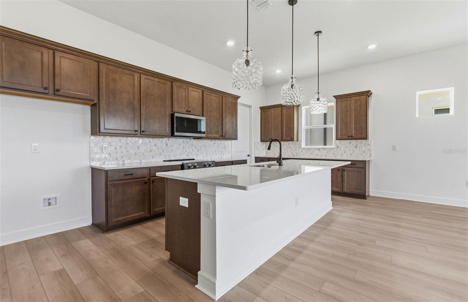 8439 SW 58TH LOOP