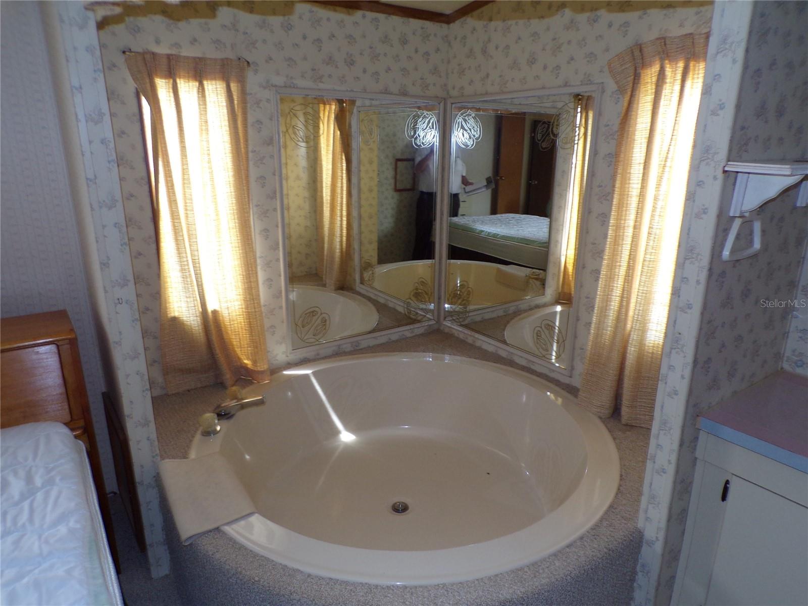 WEEKI WACHEE ACRES - Residential