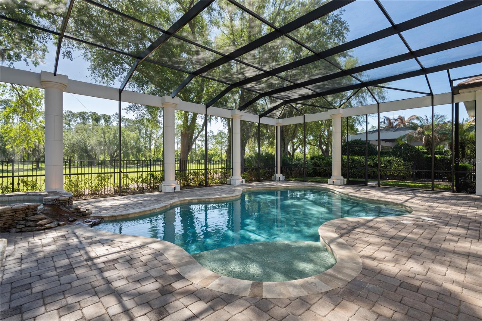 KEENES POINTE - Residential