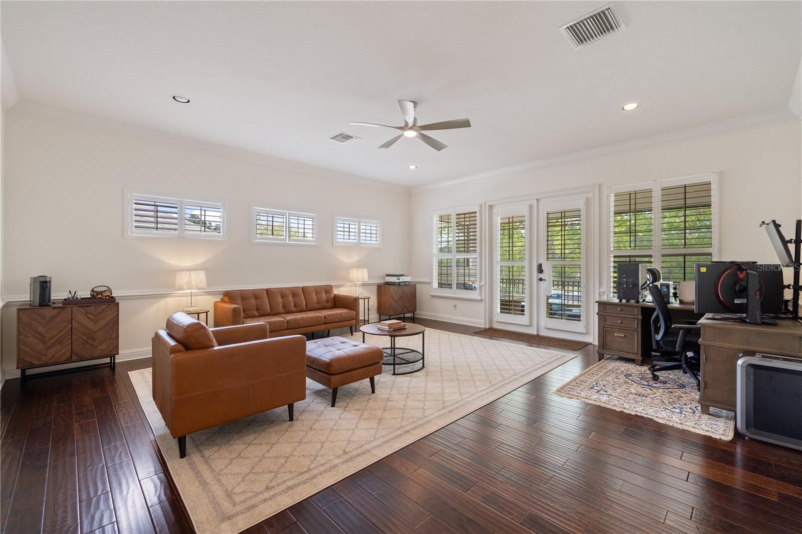 KEENES POINTE - Residential