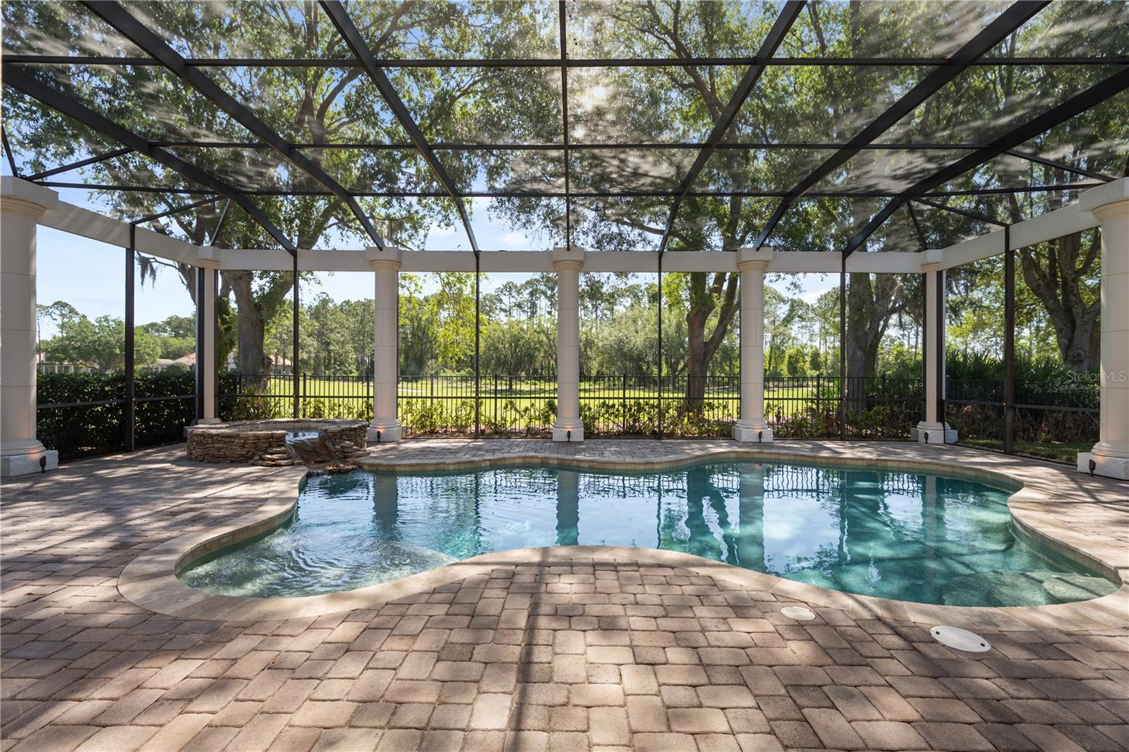 KEENES POINTE - Residential