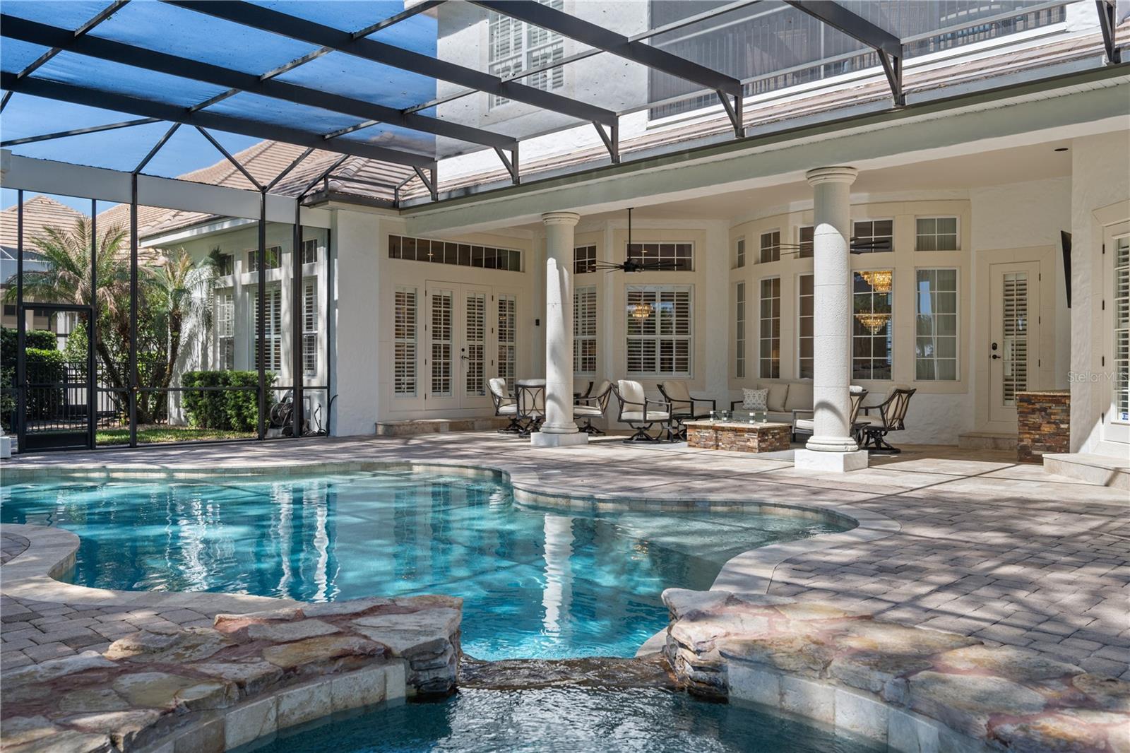 KEENES POINTE - Residential