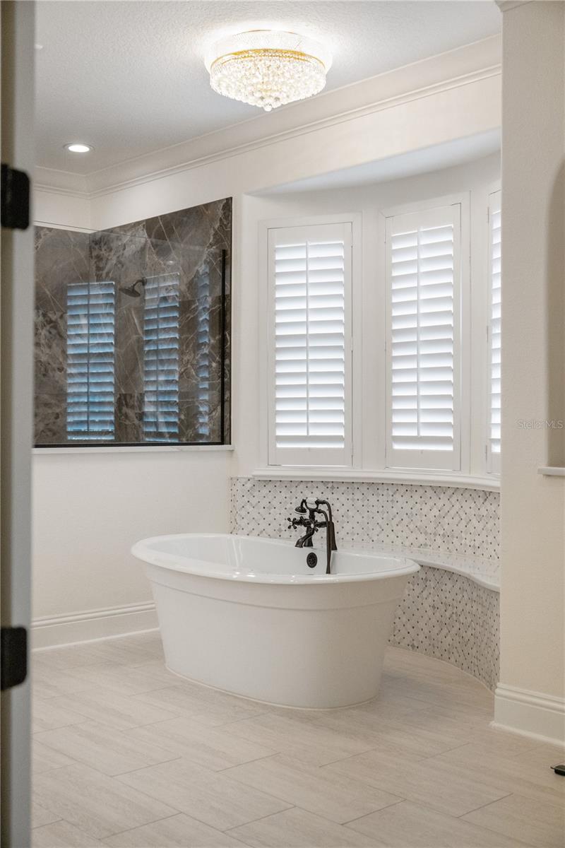 KEENES POINTE - Residential