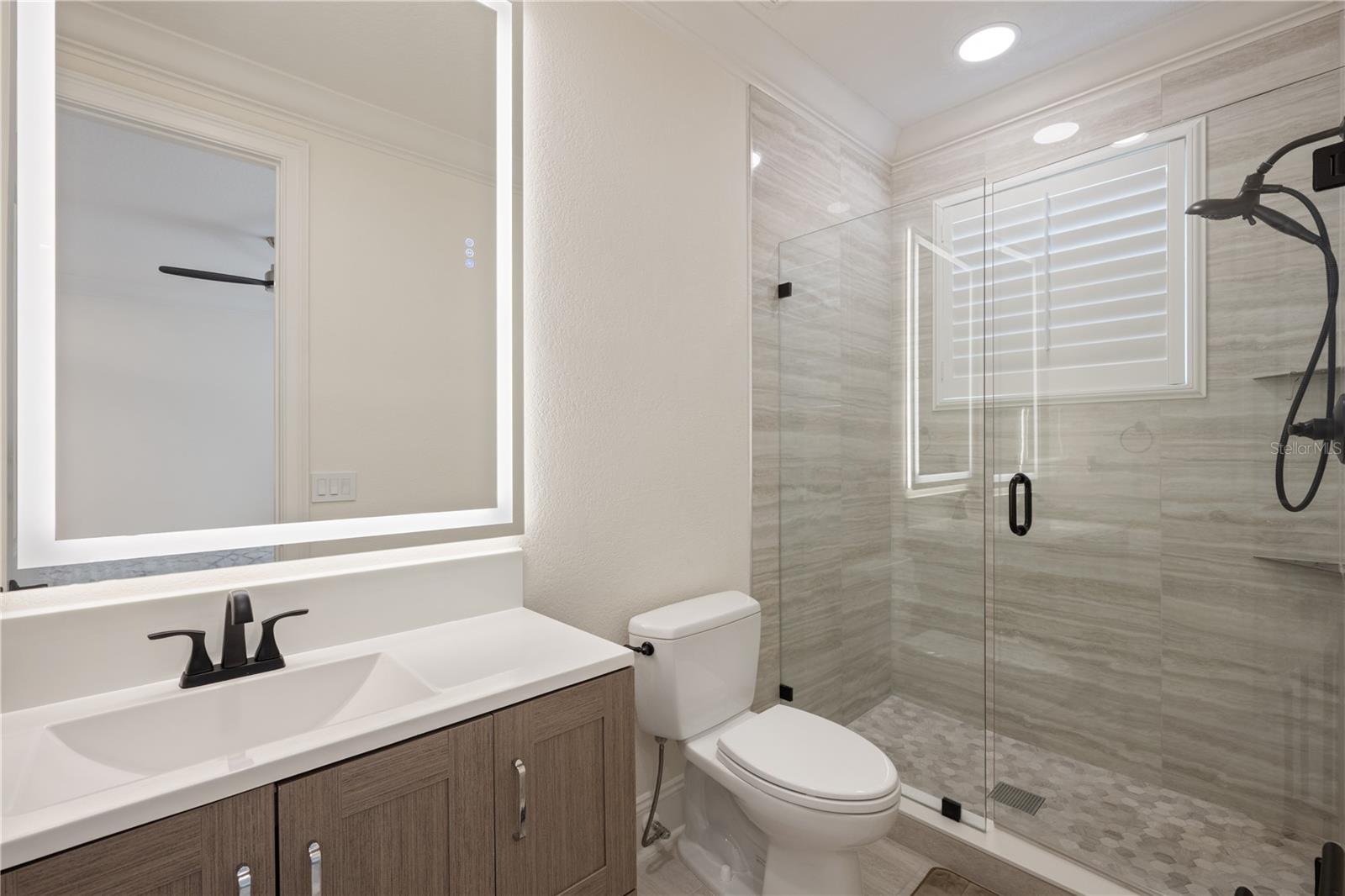 KEENES POINTE - Residential