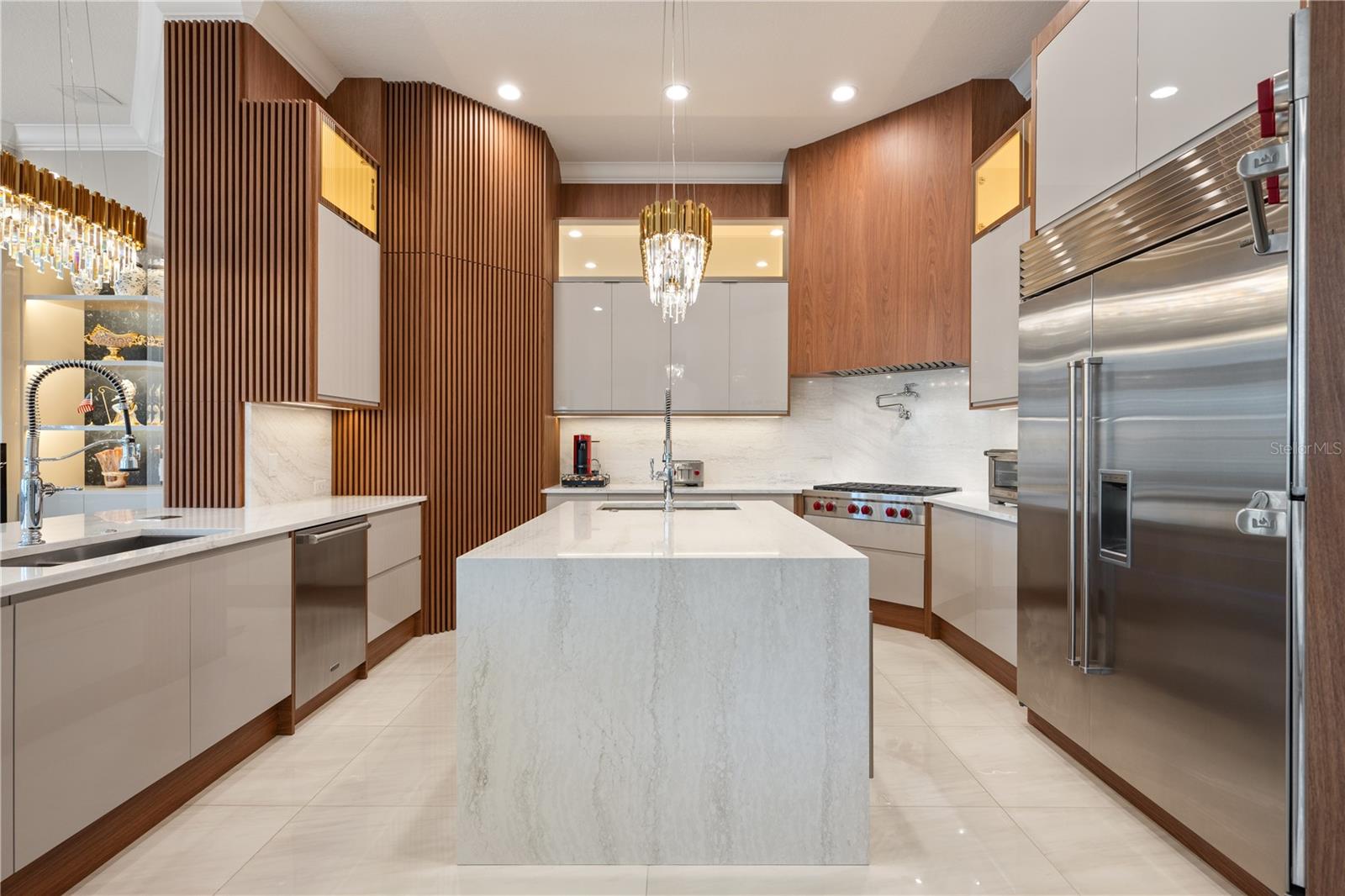 KEENES POINTE - Residential