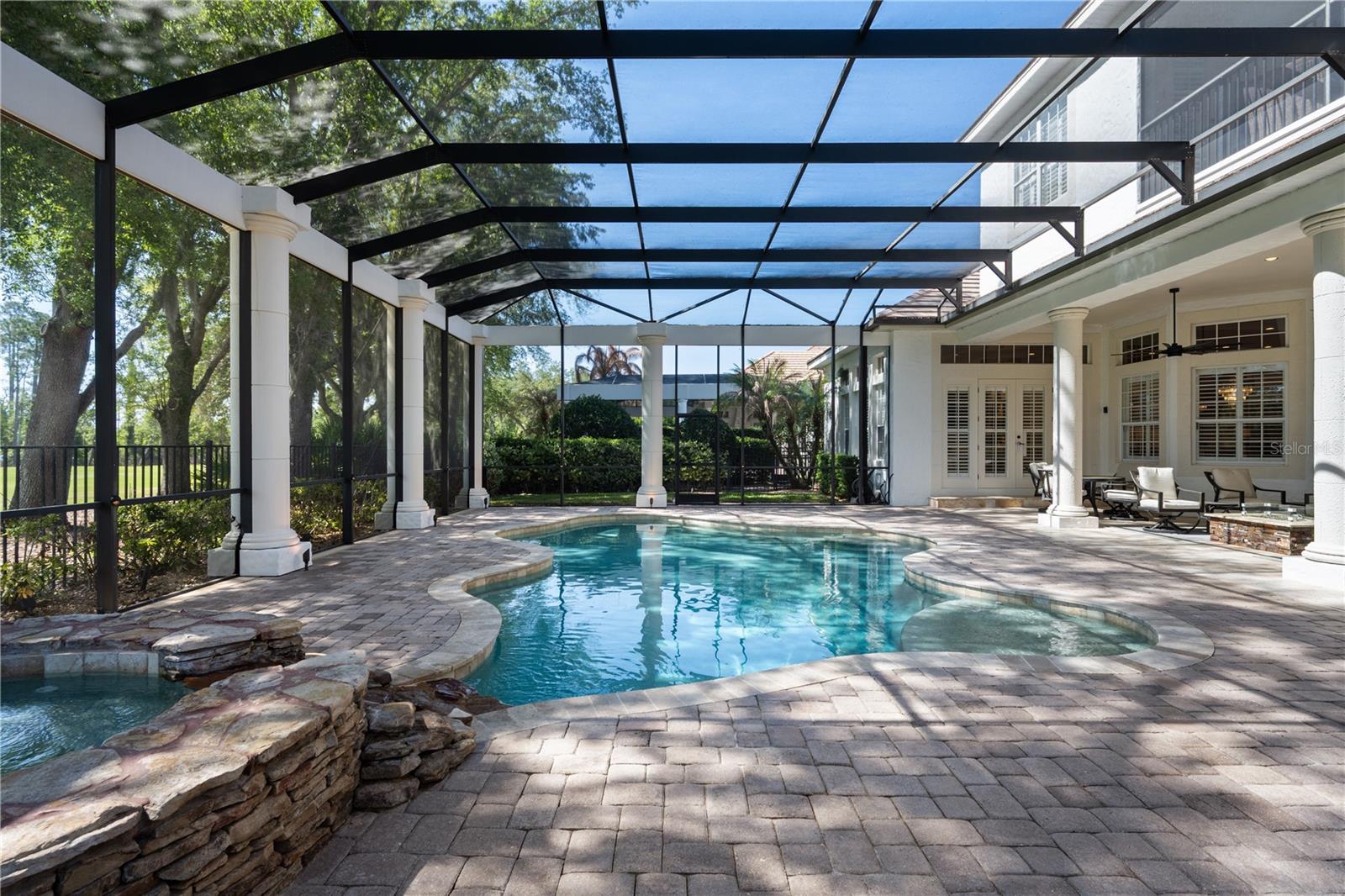 KEENES POINTE - Residential