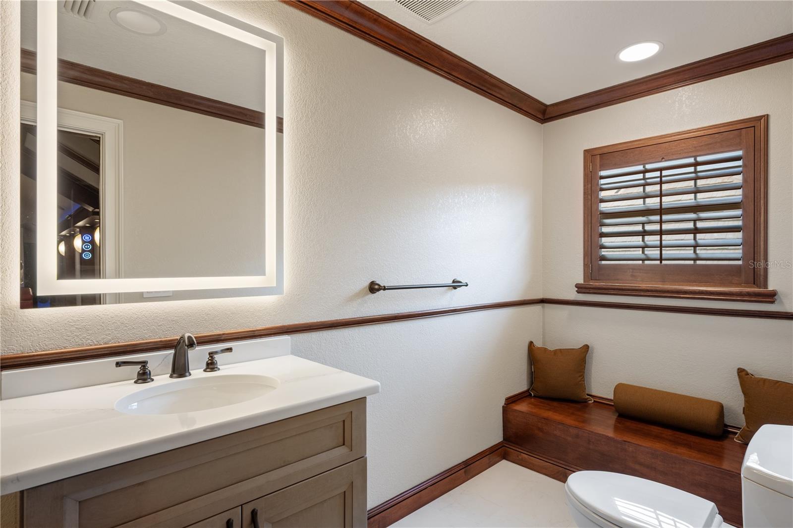 KEENES POINTE - Residential