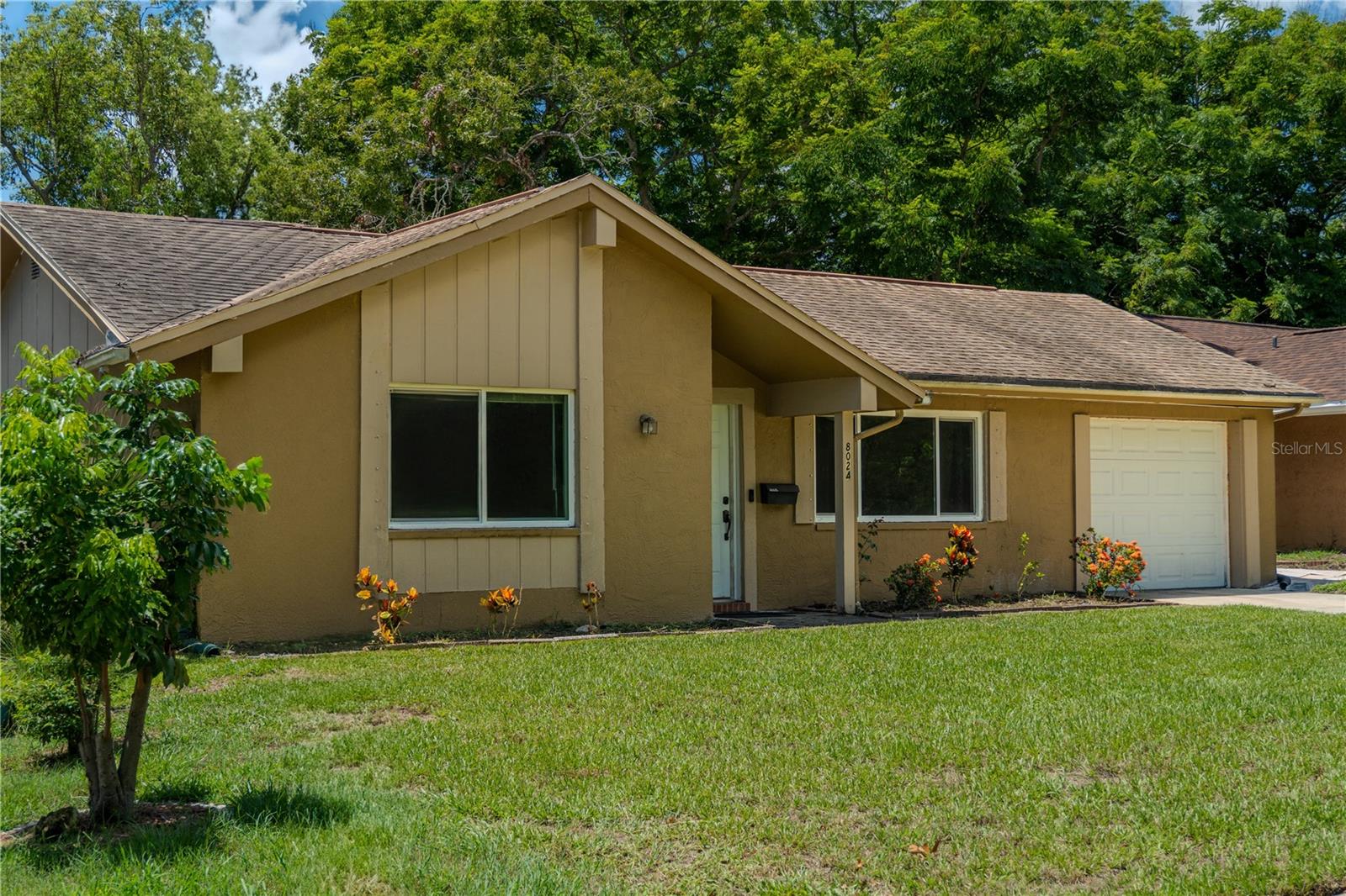 Get ready to fall in love with this charming 2 bedroom, 2 bathroom home featuring a 1-car garage, located in the highly sought-after Beacon Woods community!
Whether you're a first-time buyer, downsizing, or looking for a smart investment opportunity, this home is a perfect fit. The layout is ideal for a small family, seasonal resident, or anyone wanting to enjoy peaceful Florida living without the high price tag.
This home has just been freshly painted, giving it a clean and modern look throughout. Enjoy peace of mind with updated windows that enhance energy efficiency and natural light. Plus, the storm shutters add extra protection for Florida weather—perfect for year-round living or a seasonal getaway!
?
Community Highlights:
Beacon Woods isn’t just a neighborhood—it’s a lifestyle. Residents enjoy access to a clubhouse, swimming pool, tennis courts, fitness center, basketball courts, shuffleboard, and scenic walking trails. The community is well-established, beautifully maintained, and conveniently located near shopping, restaurants, hospitals, and the beach!
Enjoy a laid-back, coastal vibe with the convenience of being close to everything you need.