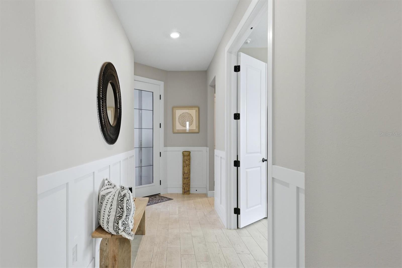9350 BALLASTER POINTE LOOP