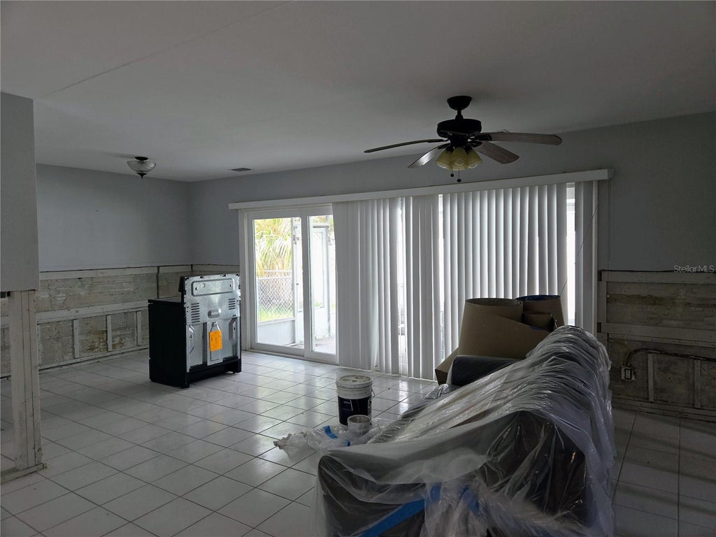 Photo of 1595 Arizona Avenue NE, St Petersburg, FL 33703 (MLS # TB8552368)
