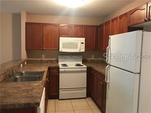 A G PARADISE TOWNHOMES 1 CONDO - Residential Lease