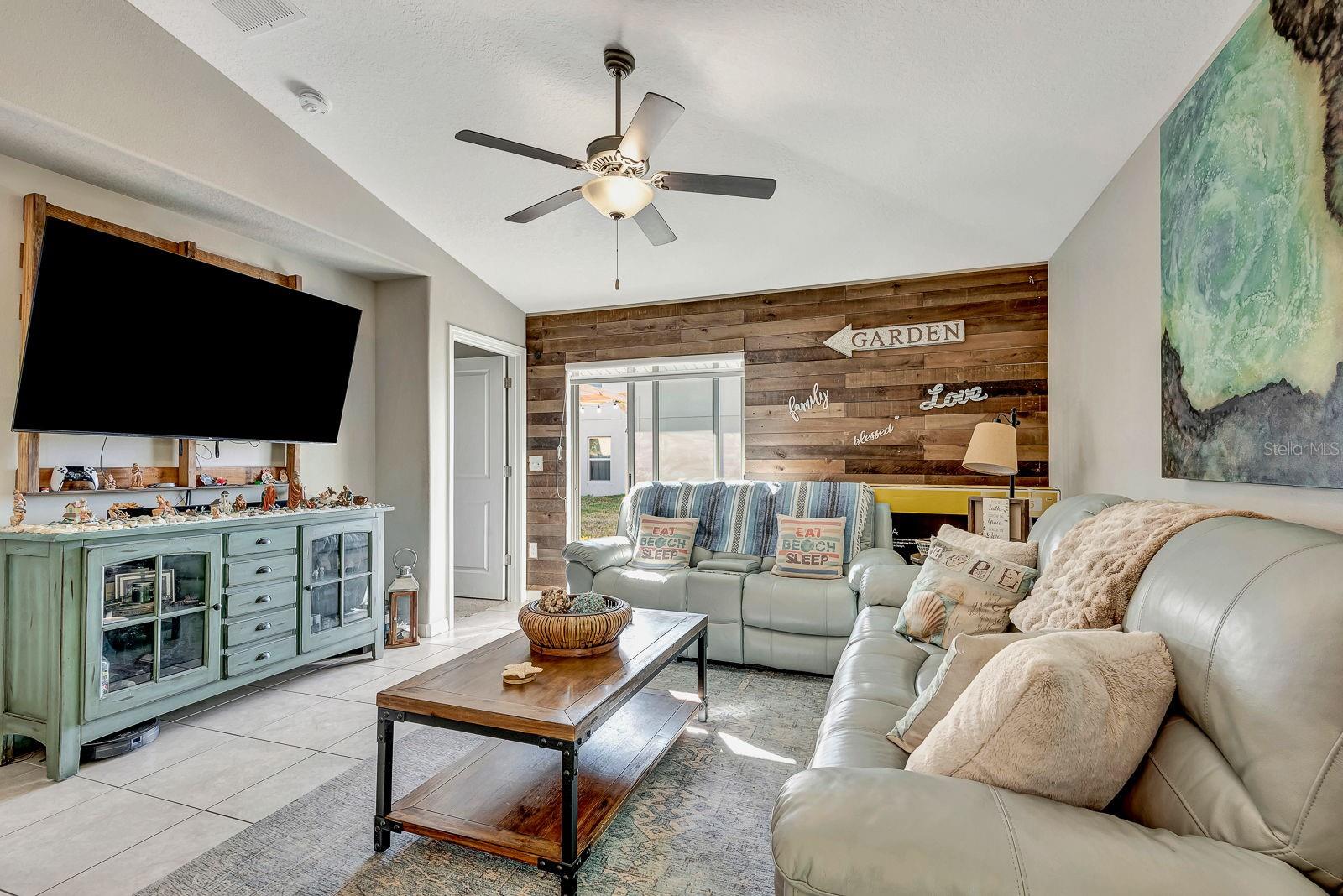 LEISEY SUB - Residential