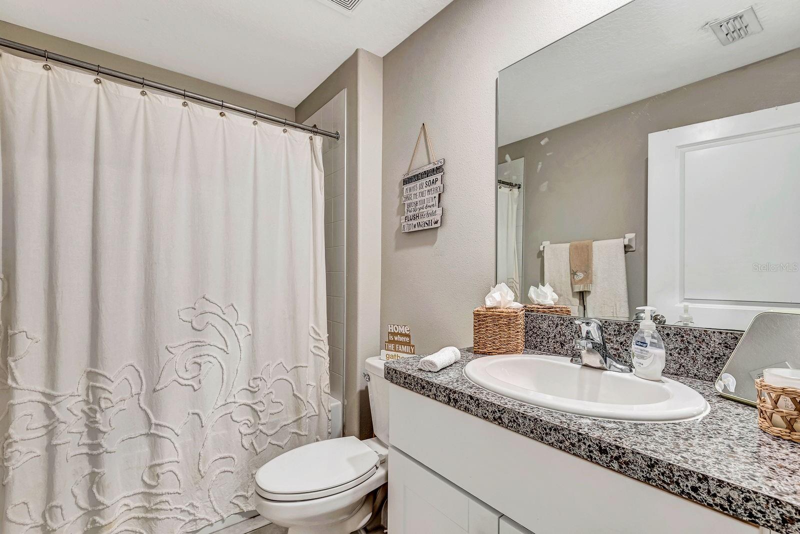 LEISEY SUB - Residential