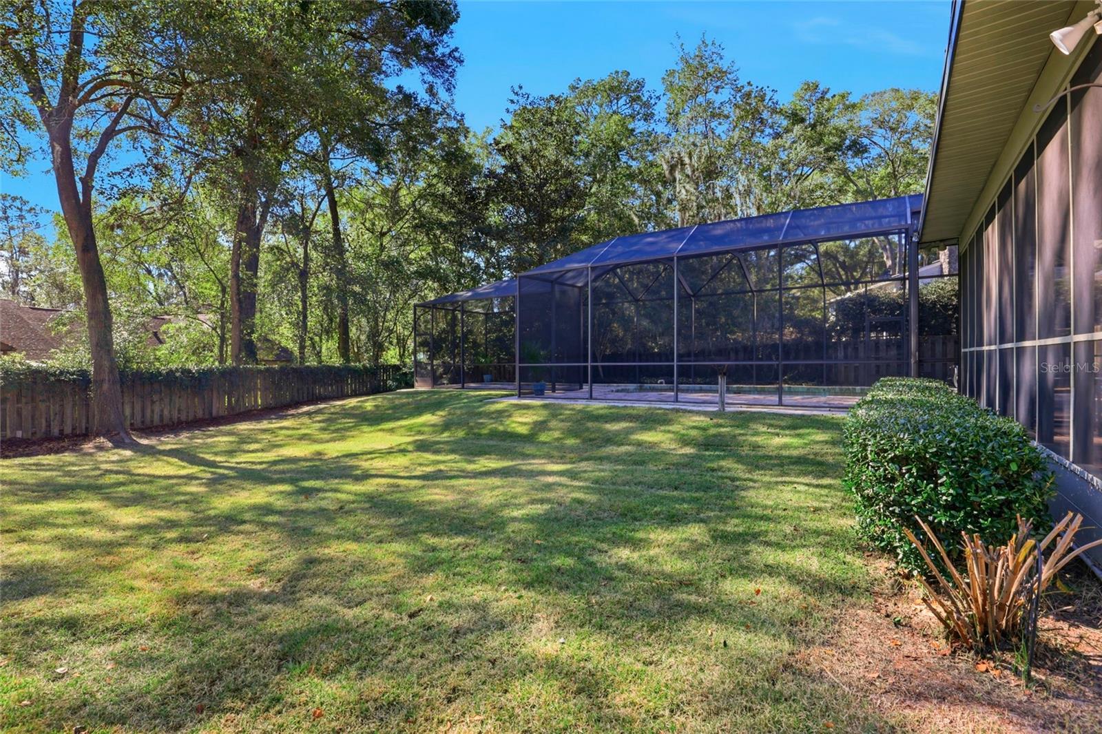 RIDGEWOOD PARK - Residential