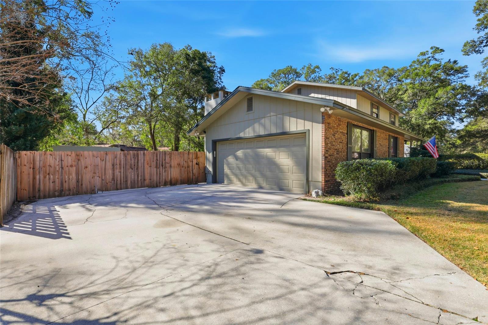 RIDGEWOOD PARK - Residential