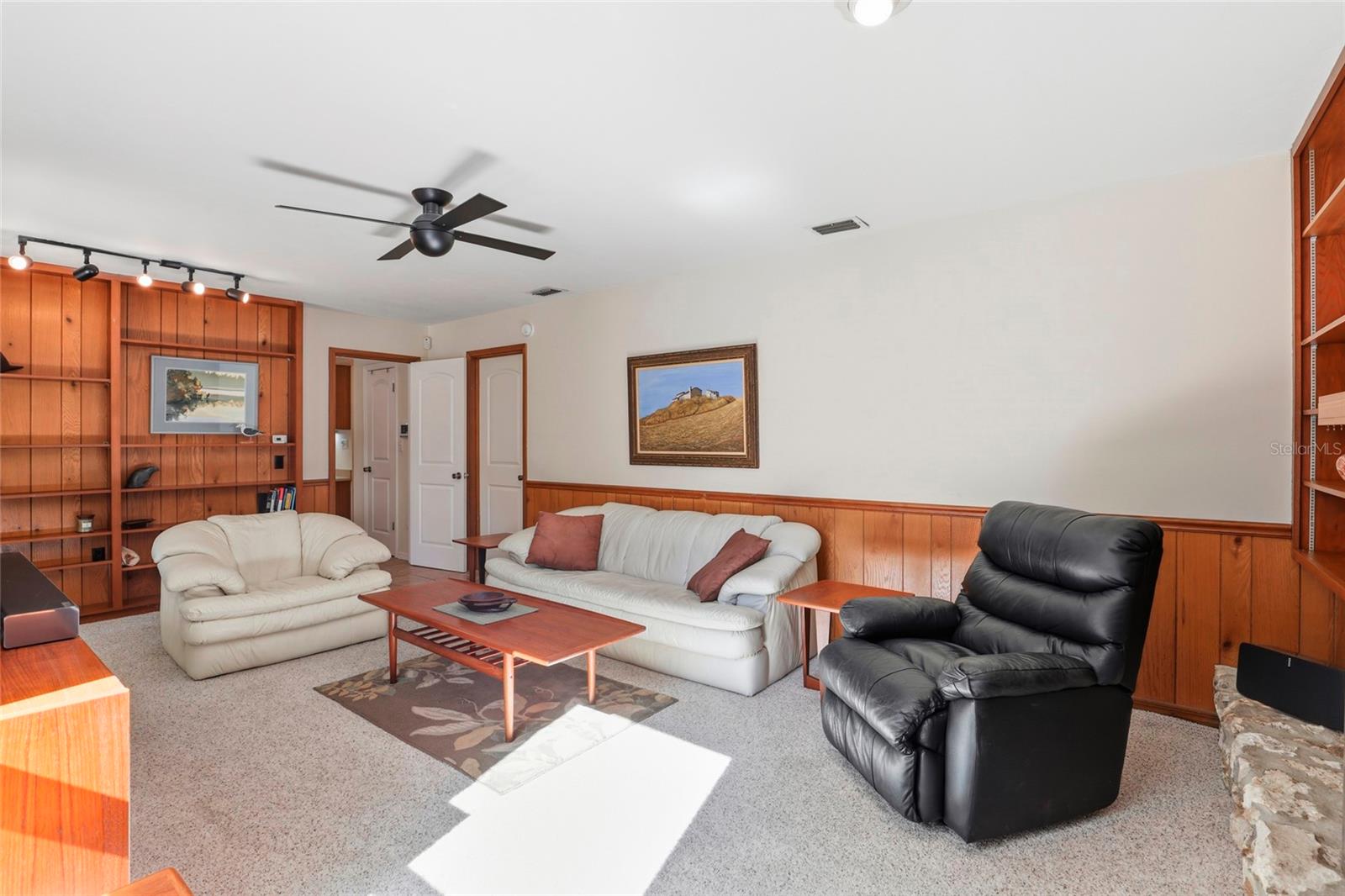 RIDGEWOOD PARK - Residential