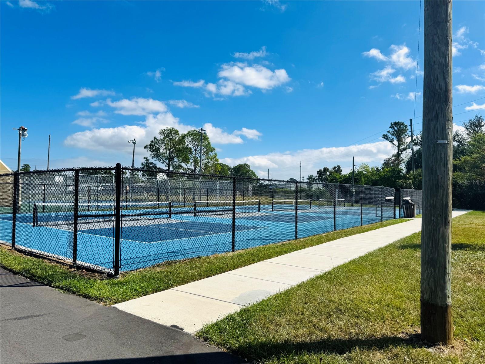 PINEBROOK ESTATES - Residential