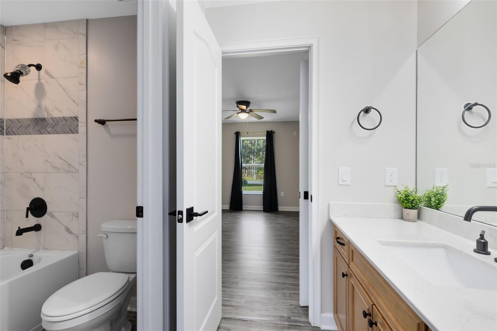 BAY LAKE RANCH UNIT 1 - Residential