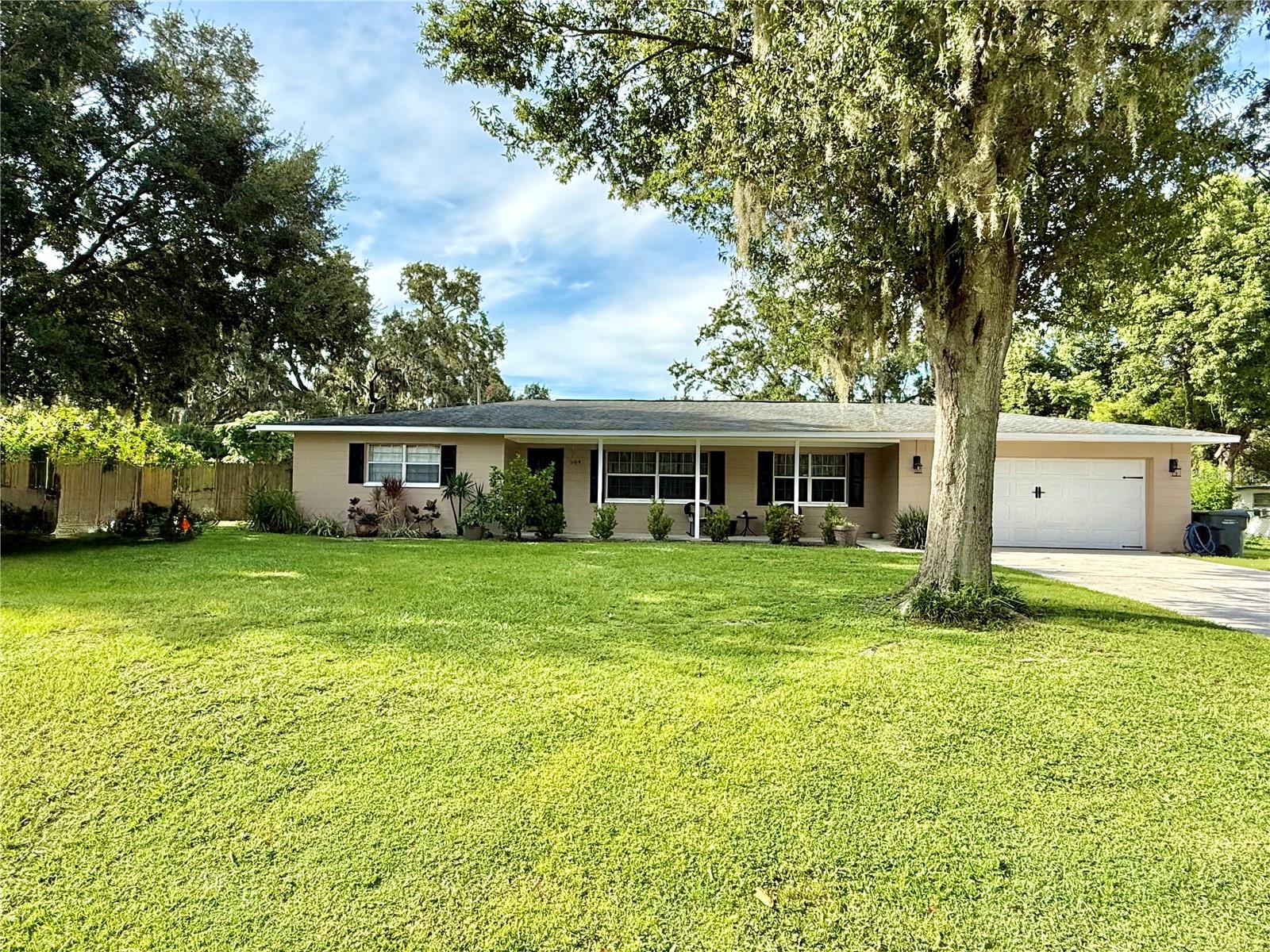 304 BLUEBIRD AVENUE