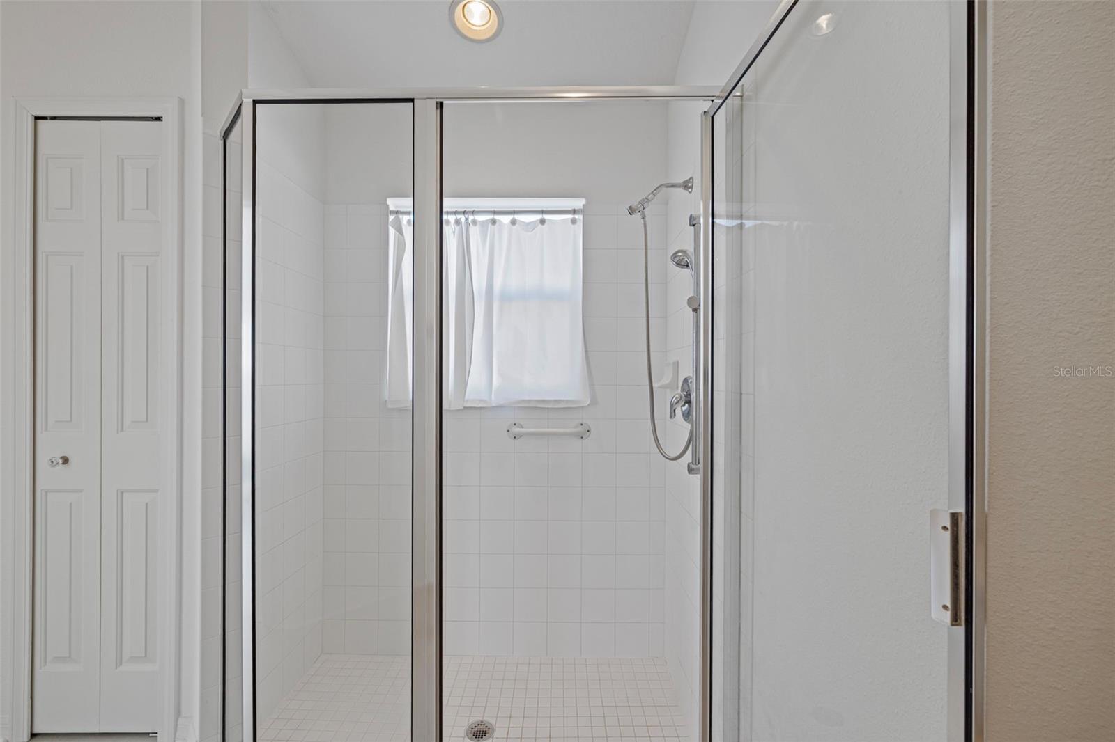 WELLINGTON AT SEVEN HILLS PH11 - Residential