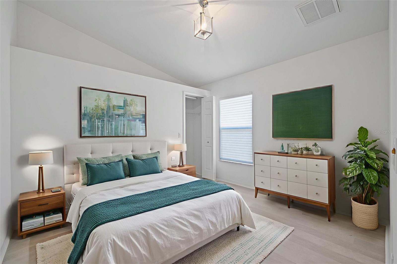 WELLINGTON AT SEVEN HILLS PH11 - Residential