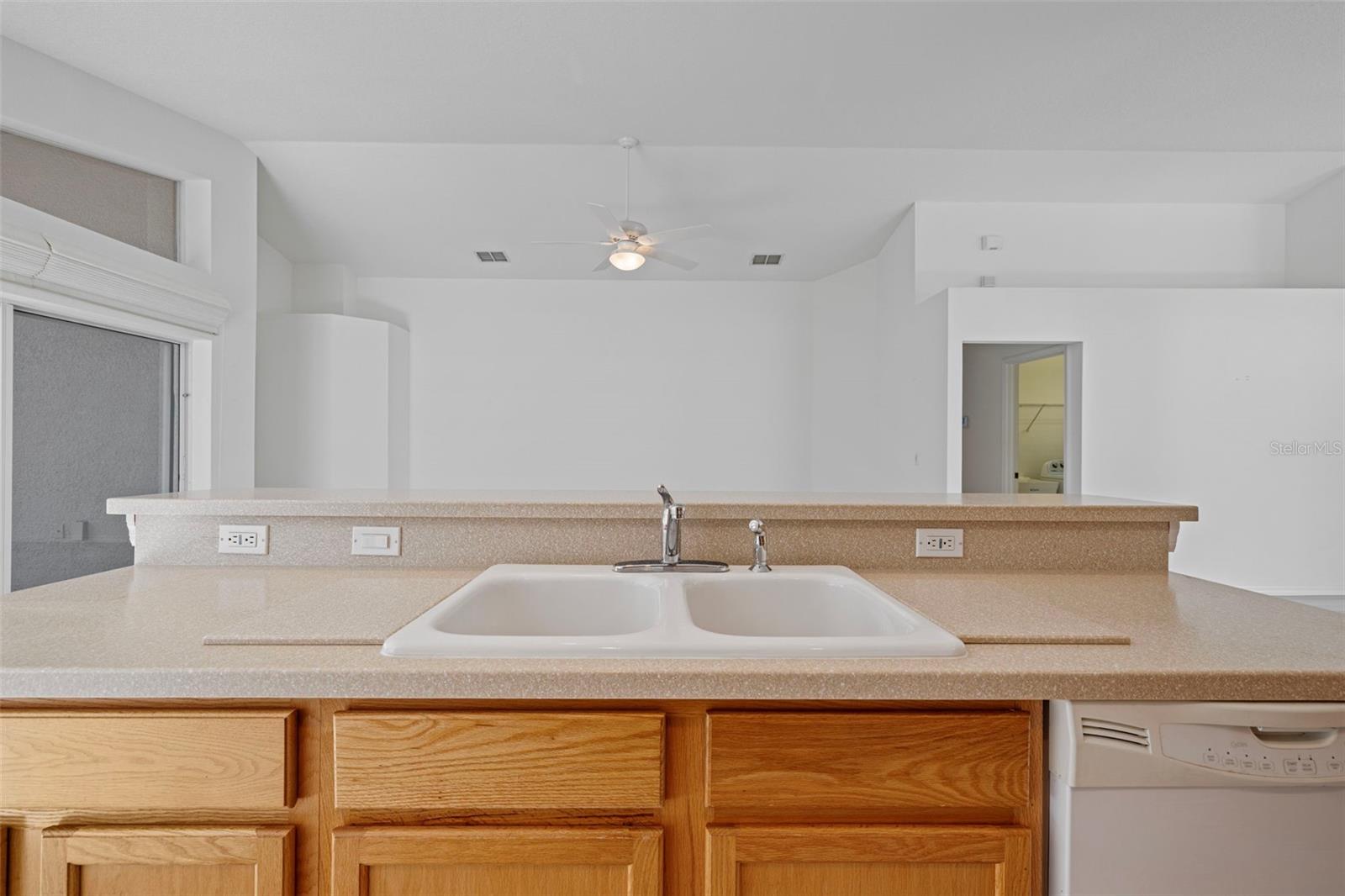 WELLINGTON AT SEVEN HILLS PH11 - Residential