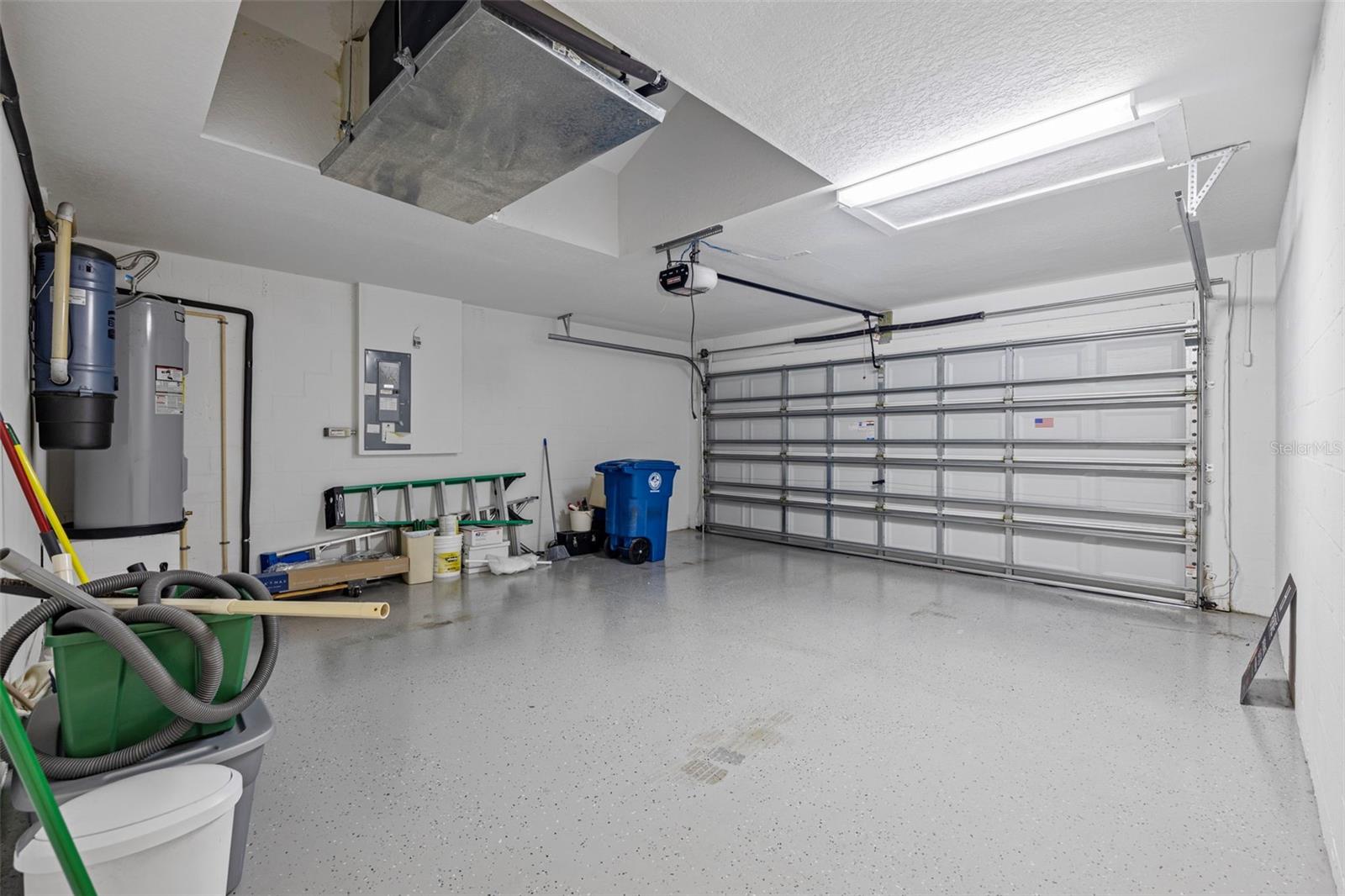 WELLINGTON AT SEVEN HILLS PH11 - Residential