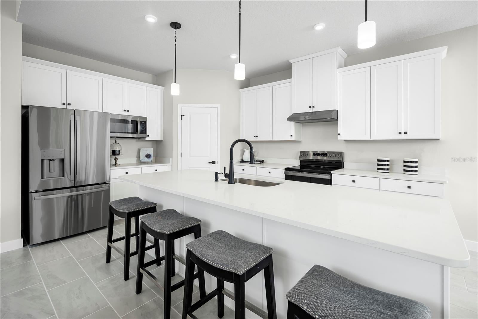 14413 WOODLAND PRESERVE TRAIL