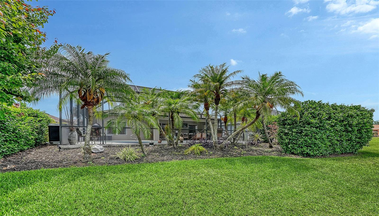 VENTURA VILLAGE - Residential