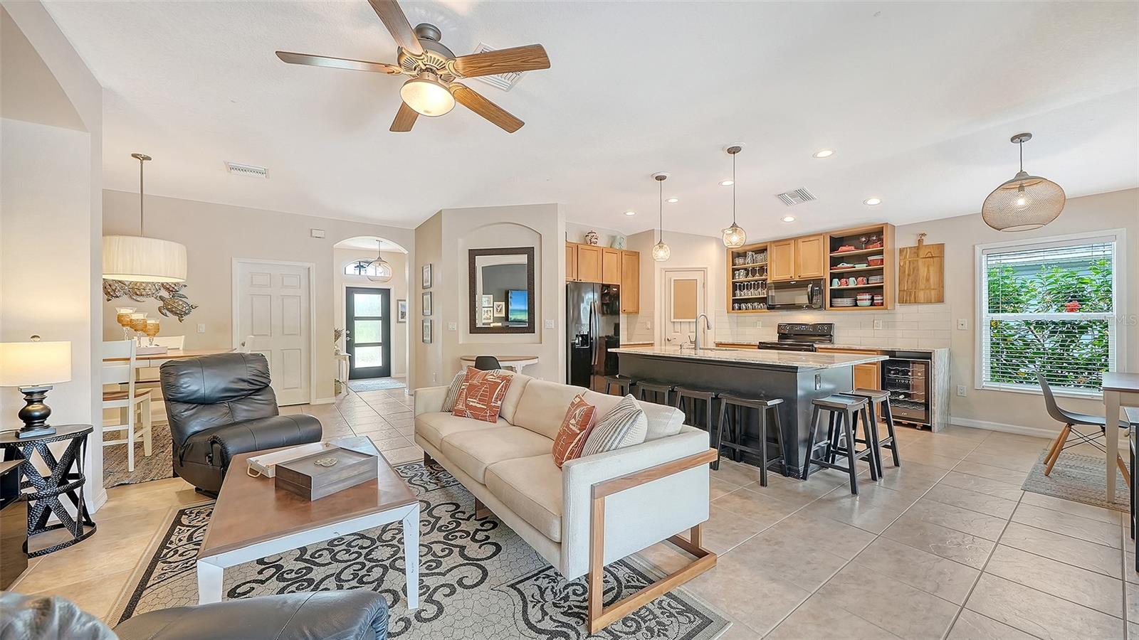 VENTURA VILLAGE - Residential