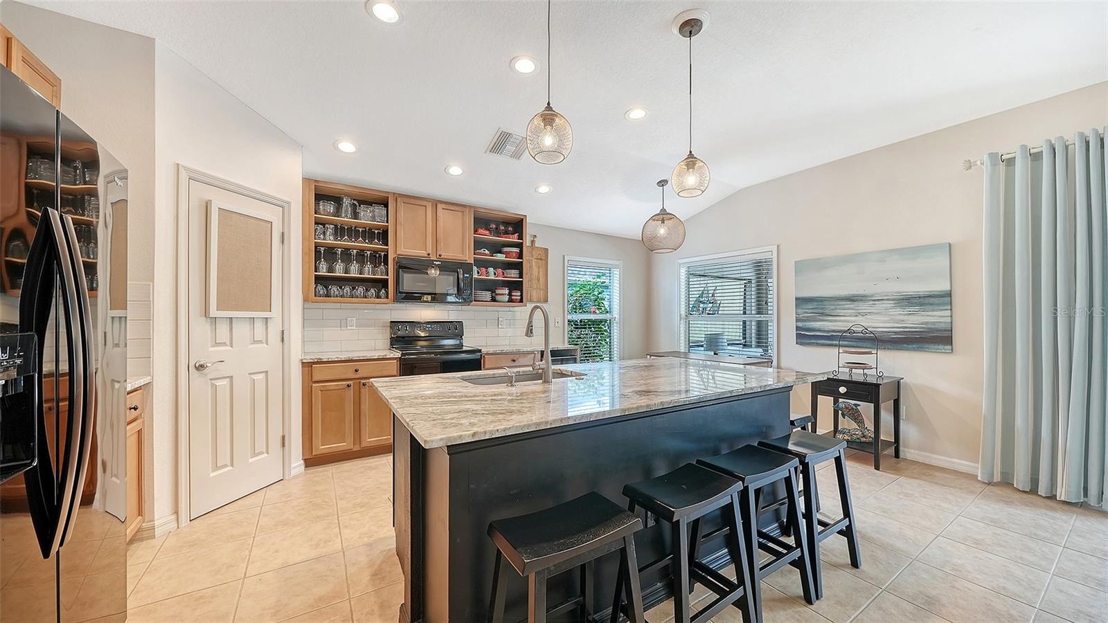 VENTURA VILLAGE - Residential