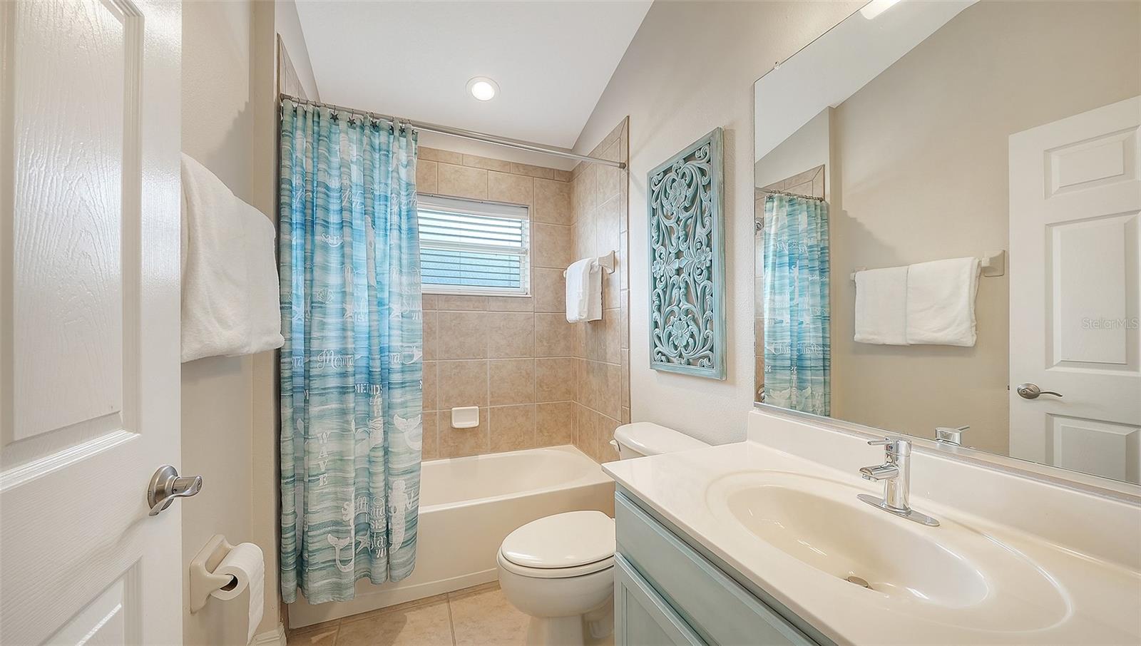VENTURA VILLAGE - Residential