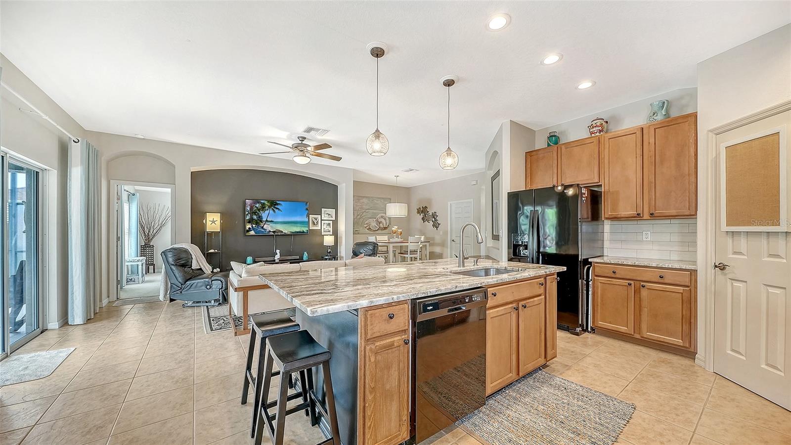 VENTURA VILLAGE - Residential