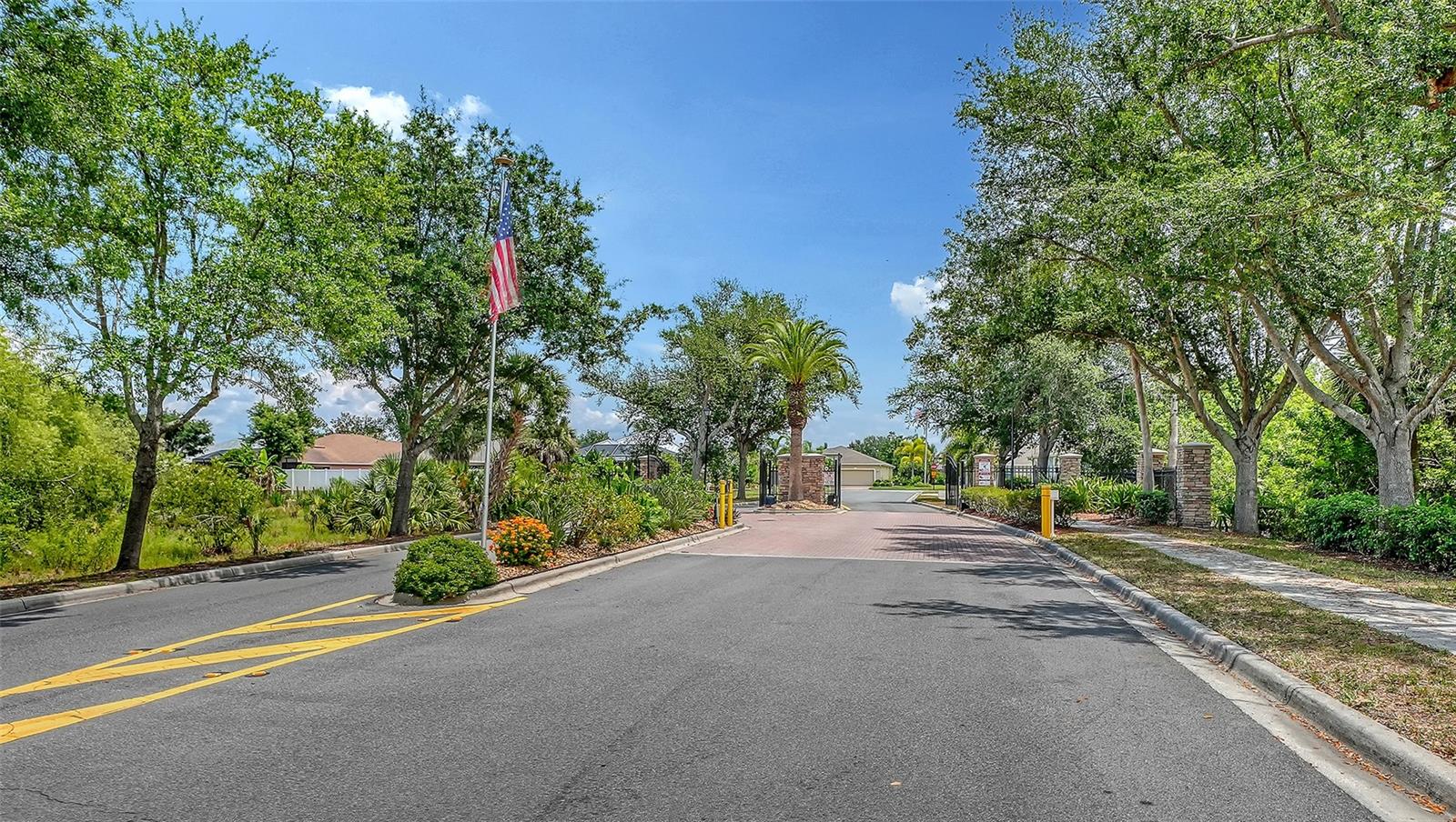 VENTURA VILLAGE - Residential