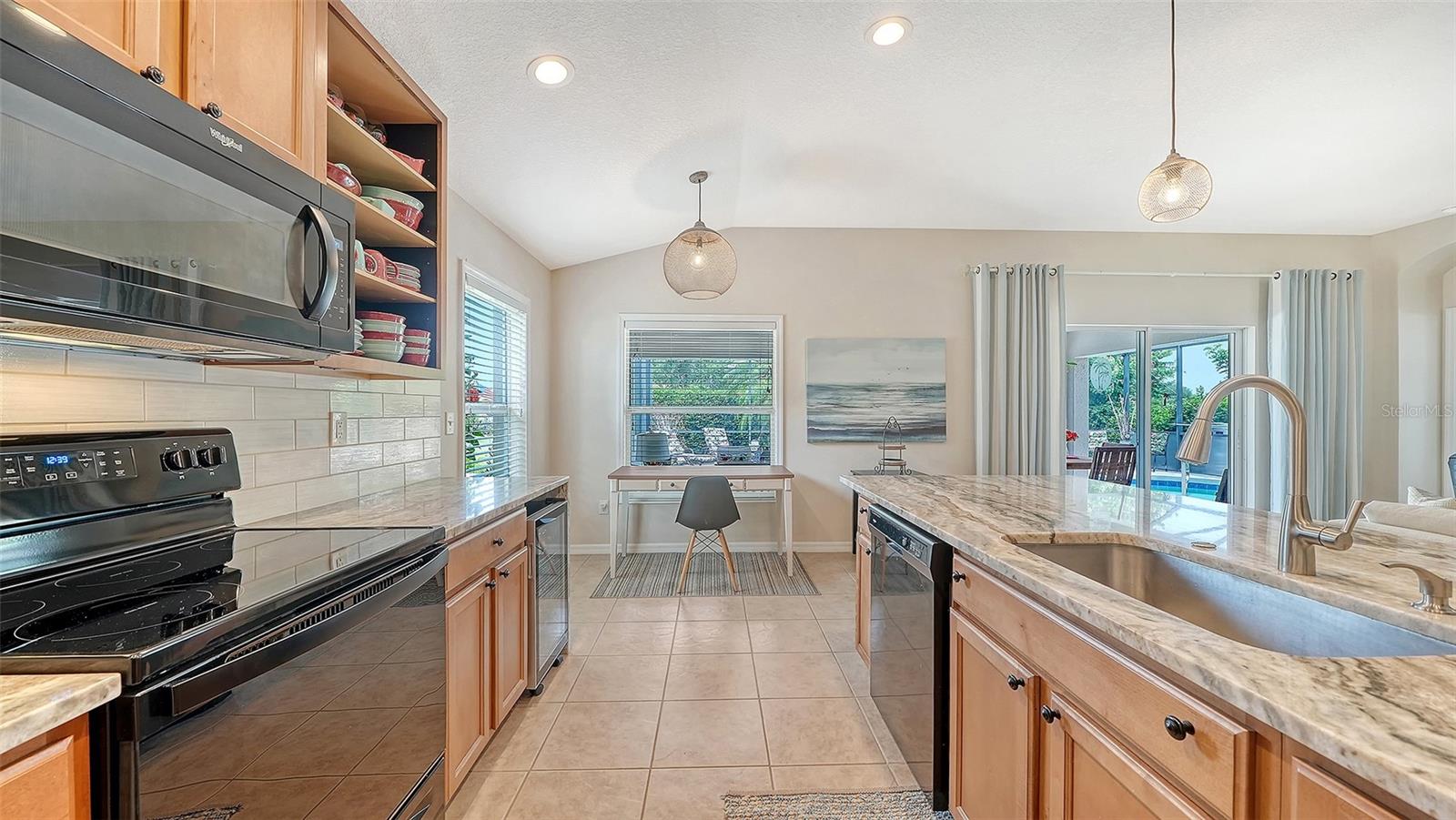 VENTURA VILLAGE - Residential