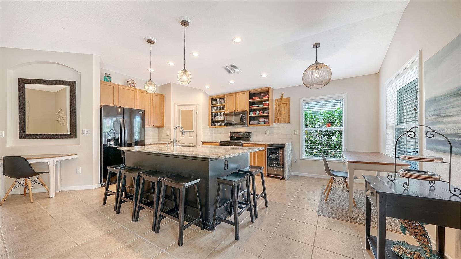 VENTURA VILLAGE - Residential