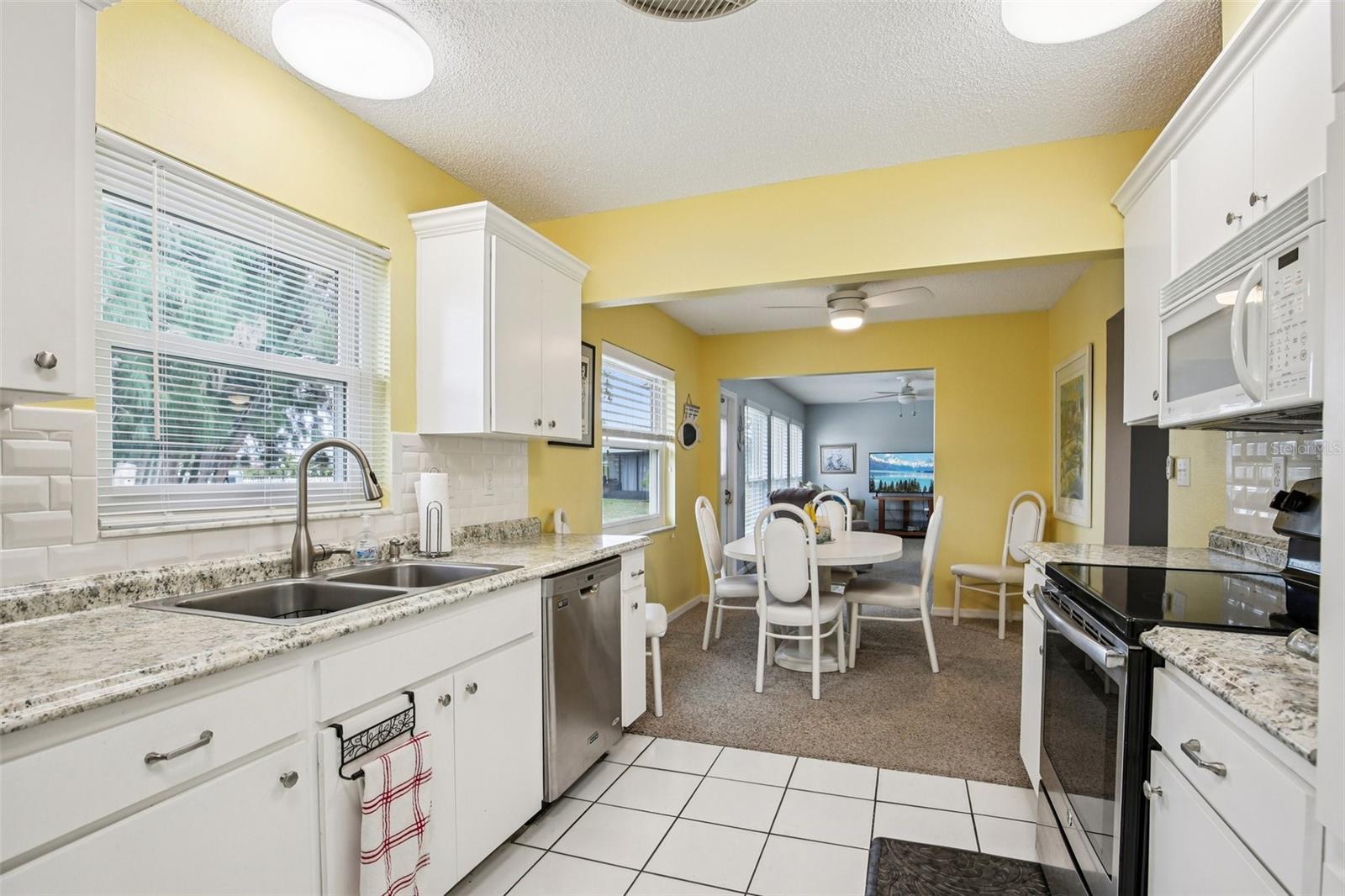 SUN CITY CENTER UNIT 32 - Residential