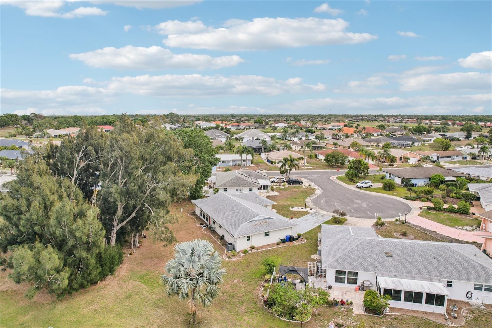 SUN CITY CENTER UNIT 32 - Residential