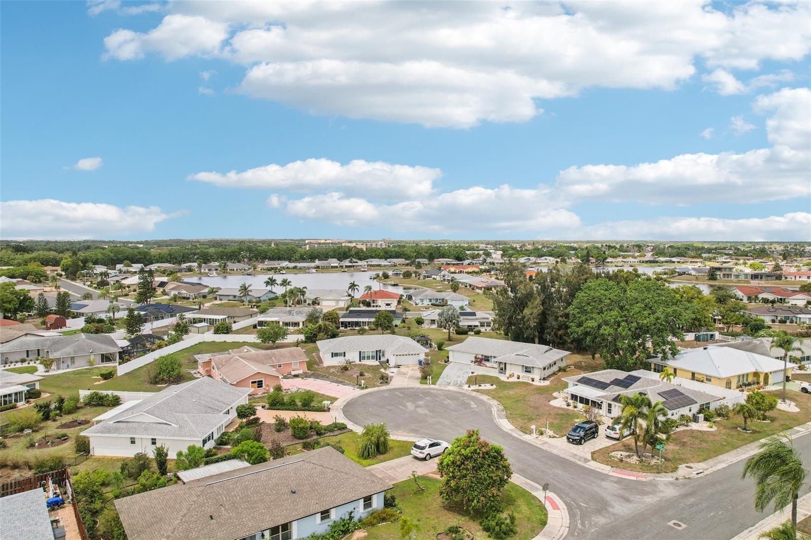 SUN CITY CENTER UNIT 32 - Residential