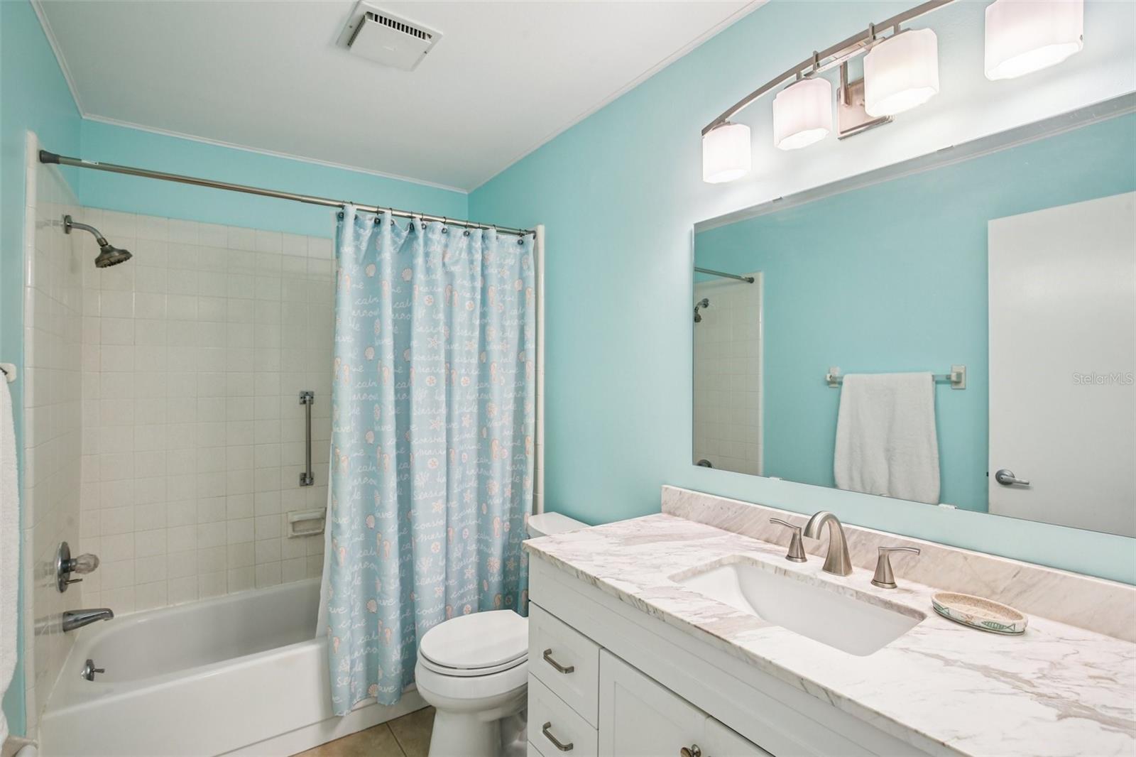 SUN CITY CENTER UNIT 32 - Residential