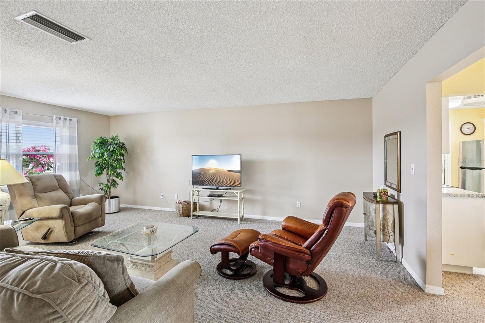SUN CITY CENTER UNIT 32 - Residential