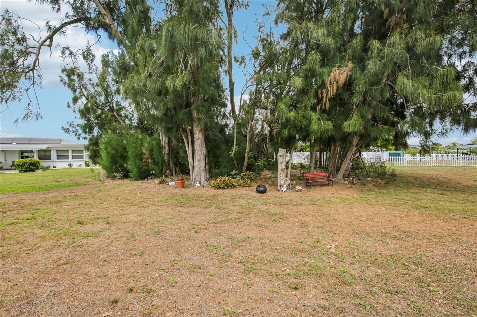 SUN CITY CENTER UNIT 32 - Residential