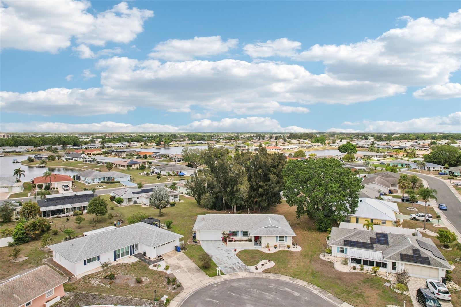 SUN CITY CENTER UNIT 32 - Residential