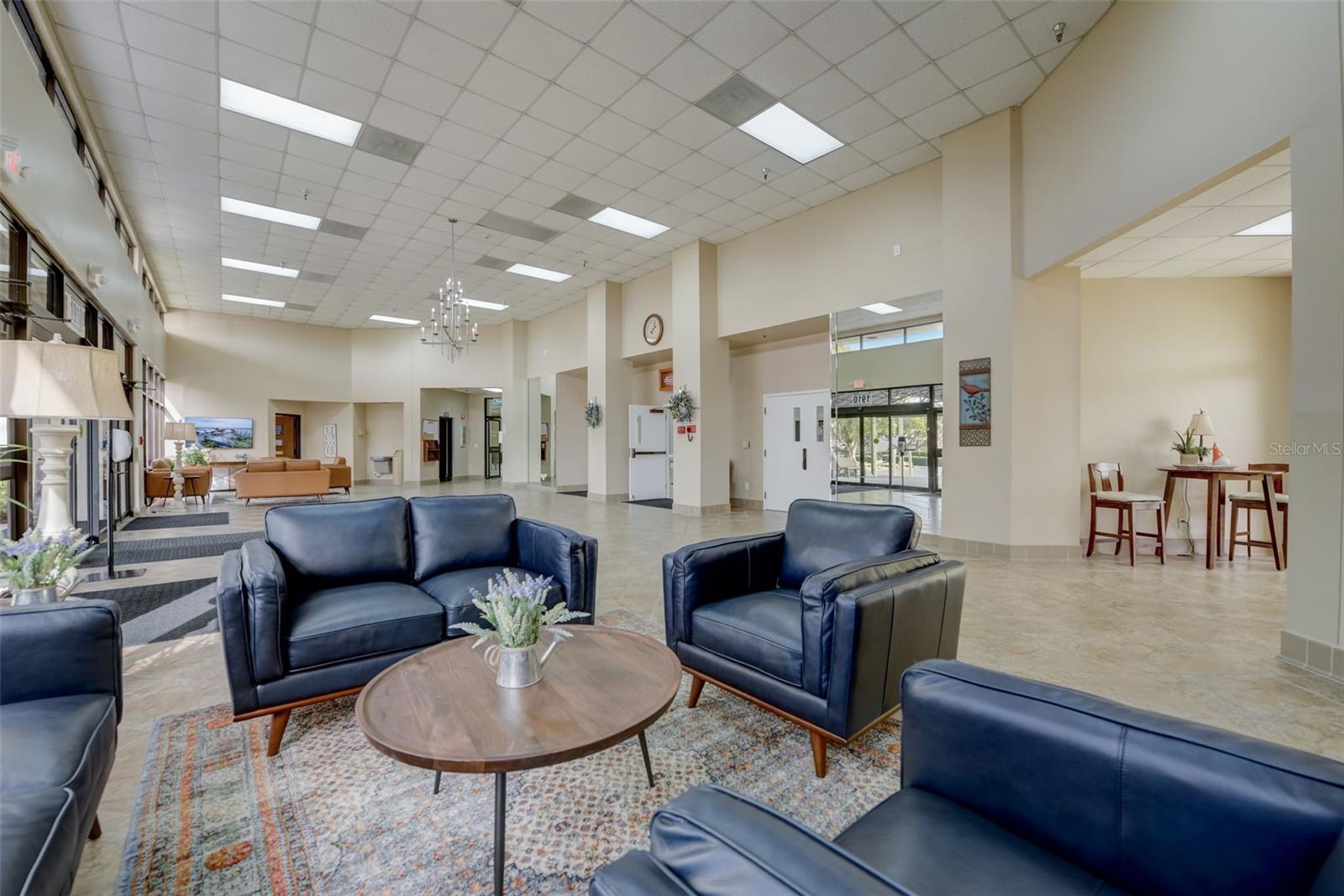 SUN CITY CENTER UNIT 32 - Residential